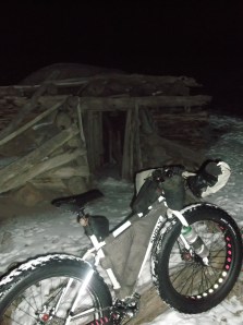 dogs, snowbike ride 12-21, 12-22 015